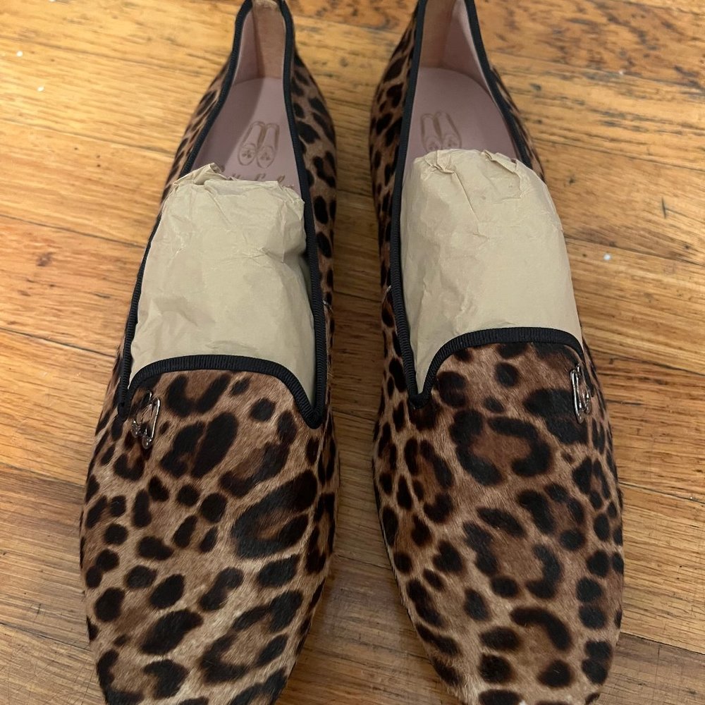 Leopard print ballerina/loafer style flats